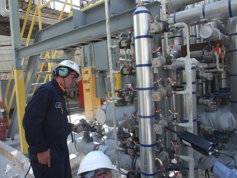 Ultrasound testing of steam traps